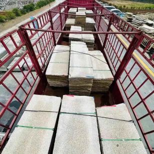 资阳 黄金麻花岗岩荔枝面，光面毛板装车完成