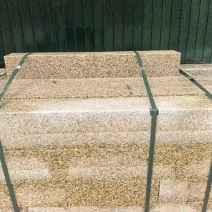 资阳 黄金麻花岗岩石材机切面栏杆料半成品