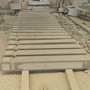 资阳 芝麻白异形加工雕刻-栏杆大柱，方柱