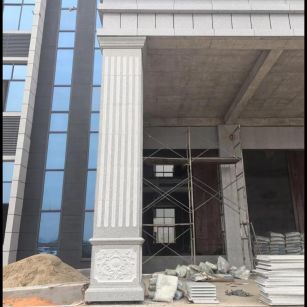 资阳 芝麻白光面花岗岩门楼大柱（罗马柱）配雕花底座