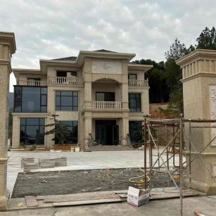 资阳 黄金麻花岗岩别墅雕花外墙干挂配上门口雕花罗马柱