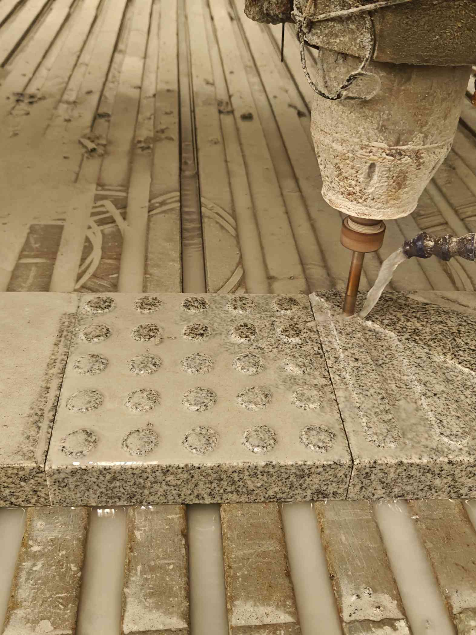 资阳 芝麻白花岗岩石材盲人石、盲道石、盲点石