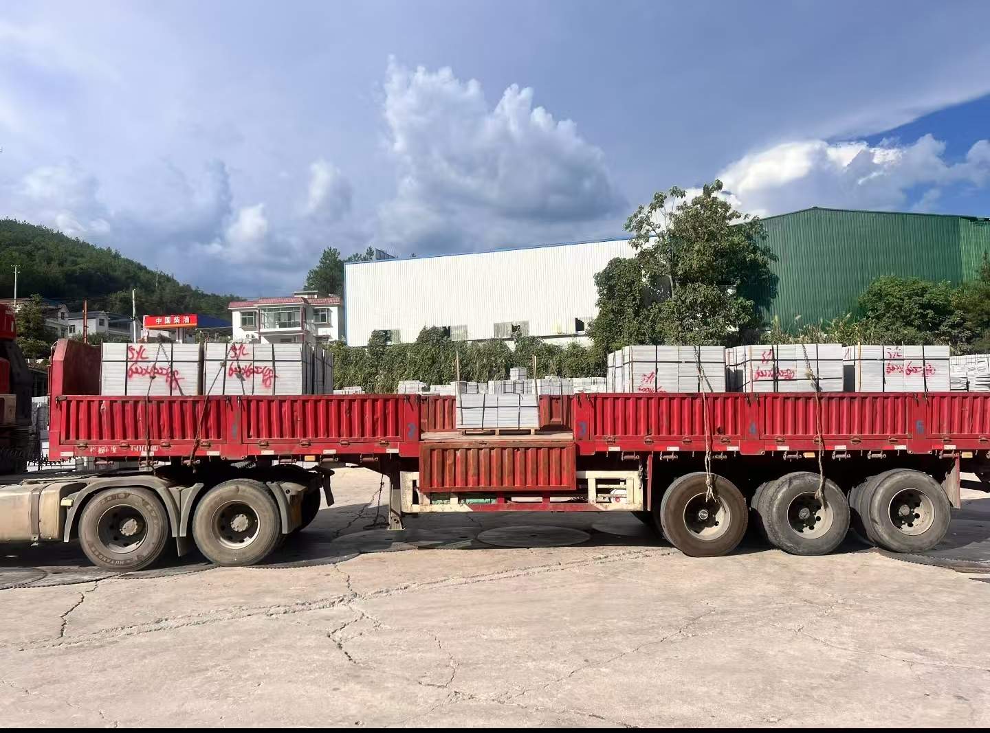 资阳 芝麻灰花岗岩地铺石出货日常