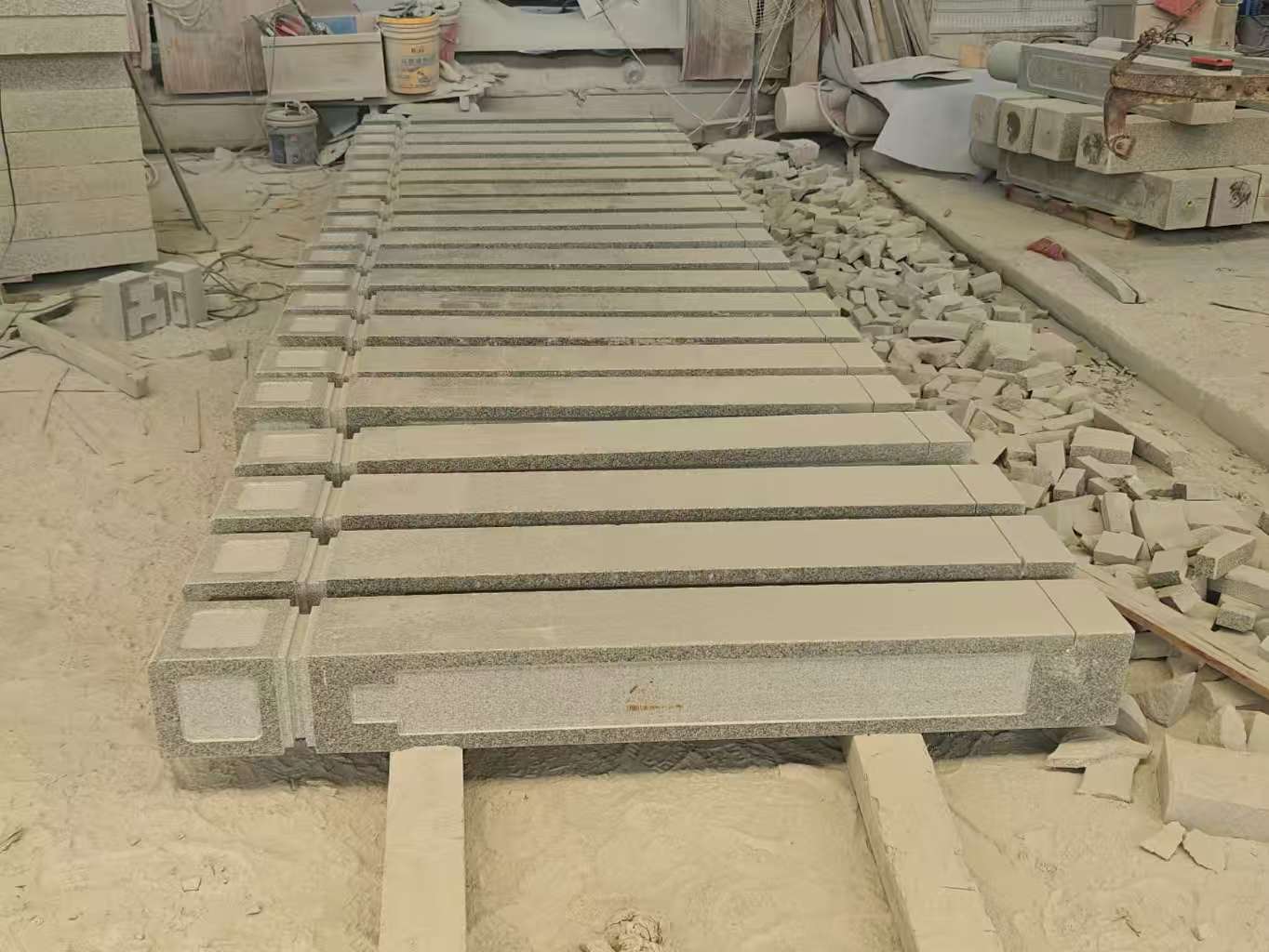 资阳 芝麻白异形加工雕刻-栏杆大柱，方柱