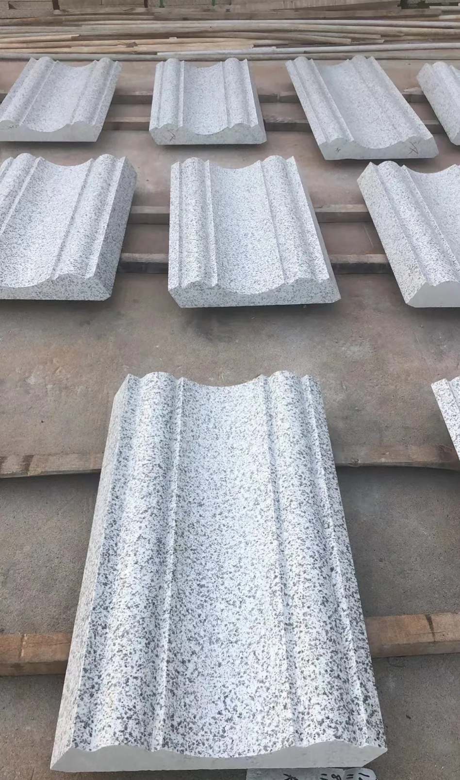 资阳 白麻花岗岩光面别墅线条