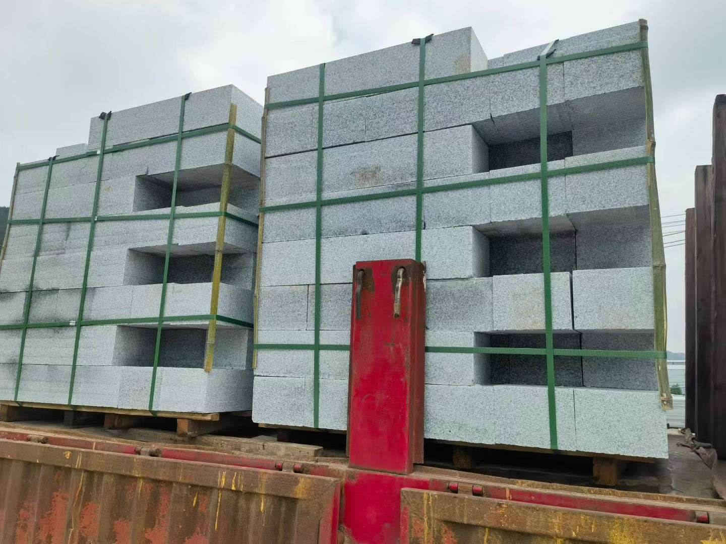 资阳 芝麻白花岗岩路沿石，平石，路侧石，马路牙子，路缘石，立缘石，平缘石等