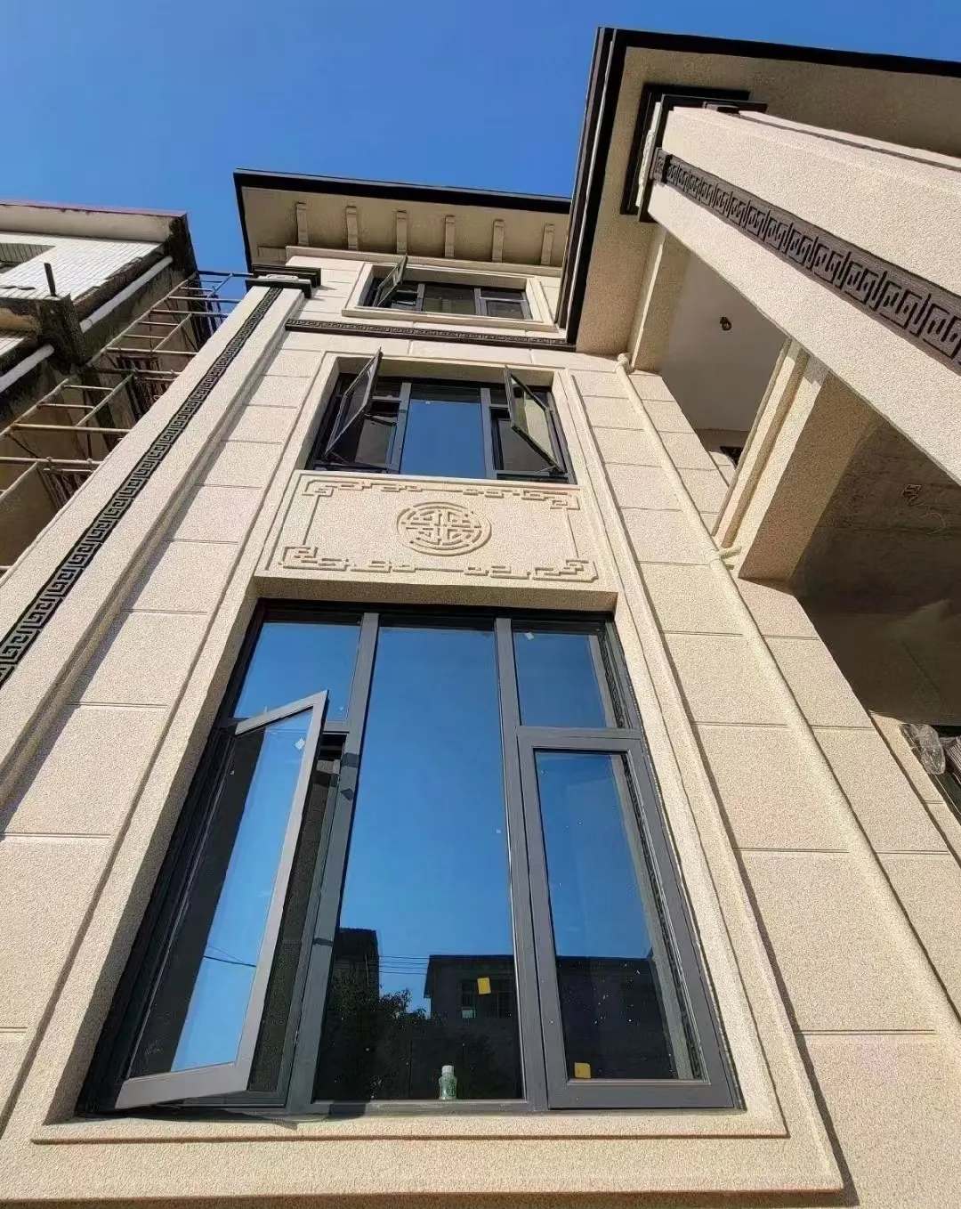 资阳 黄金麻荔枝面别墅外墙干挂效果展示