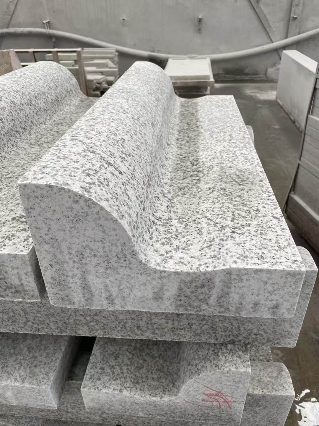 资阳 白麻花岗岩S型路沿石，路侧石，马路牙子等