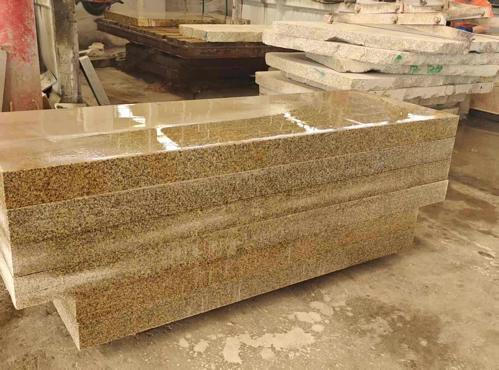 资阳 黄金麻栏杆料半成品加工中